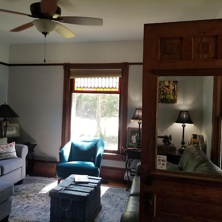 The Walnut Grove Bnb Harrow Eksteriør billede
