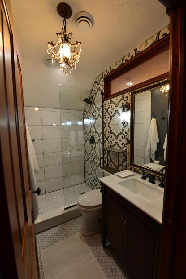 The Walnut Grove Bnb Harrow Eksteriør billede