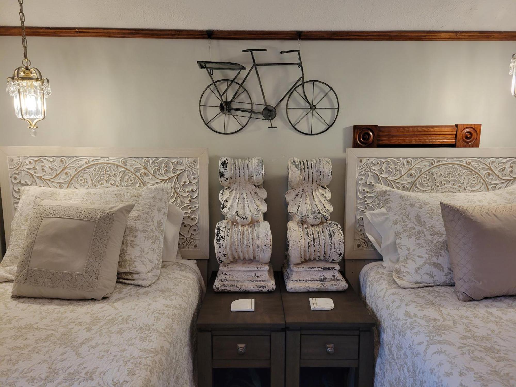 The Walnut Grove Bnb Harrow Eksteriør billede