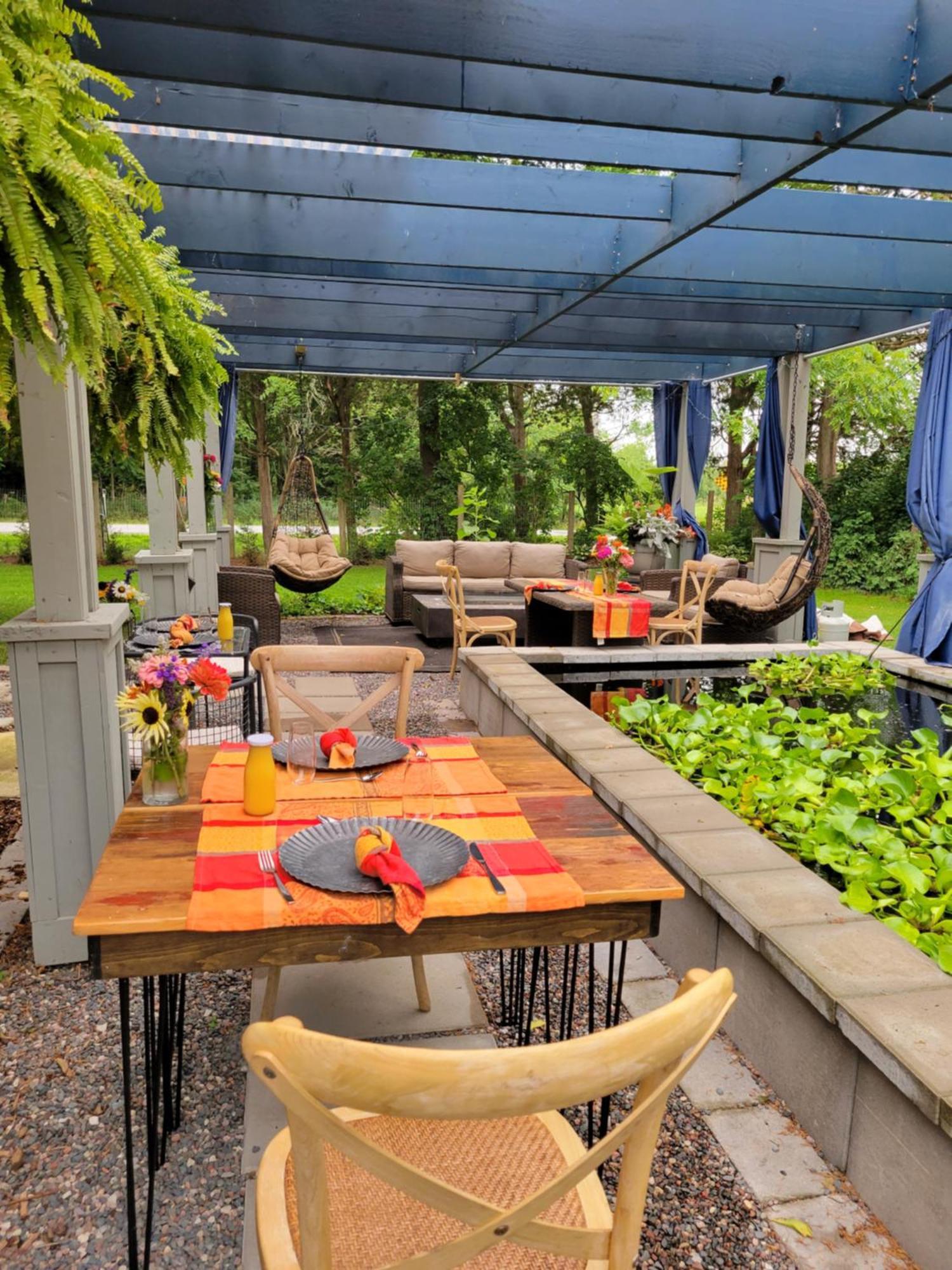 The Walnut Grove Bnb Harrow Eksteriør billede
