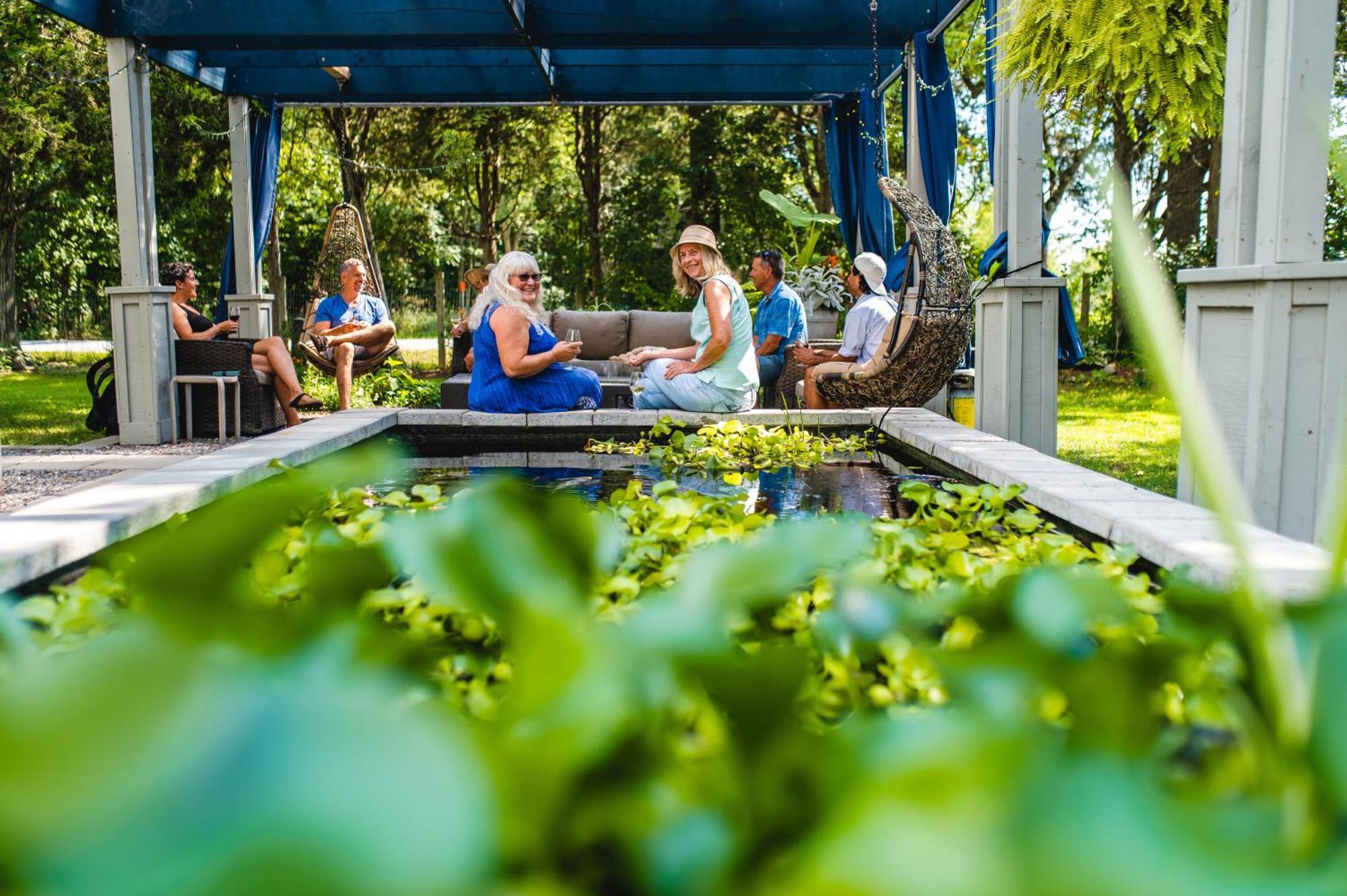 The Walnut Grove Bnb Harrow Eksteriør billede